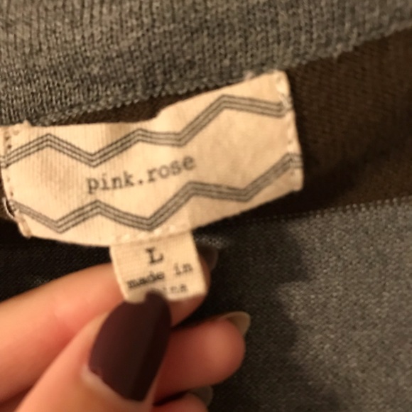 sweater - Picture 2 of 2